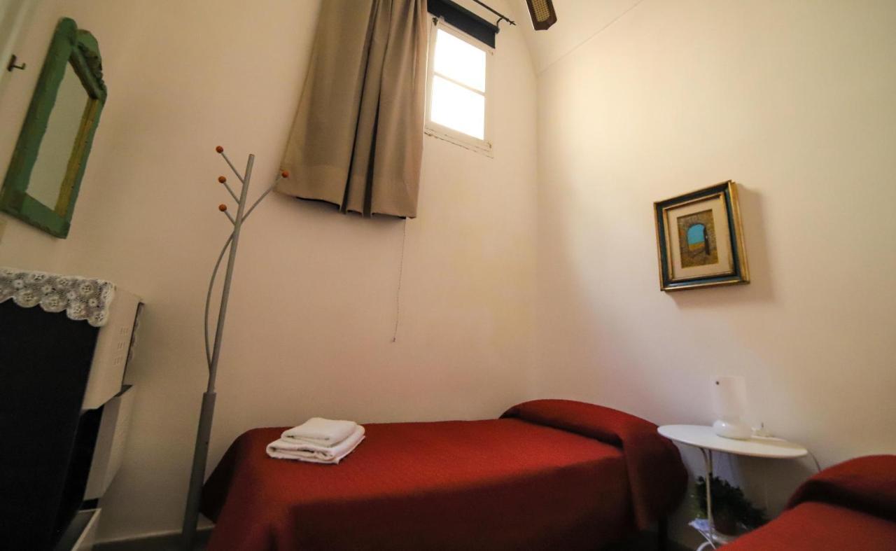Palazzo Barba Bed & Breakfast กัลลีโปลี ภายนอก รูปภาพ