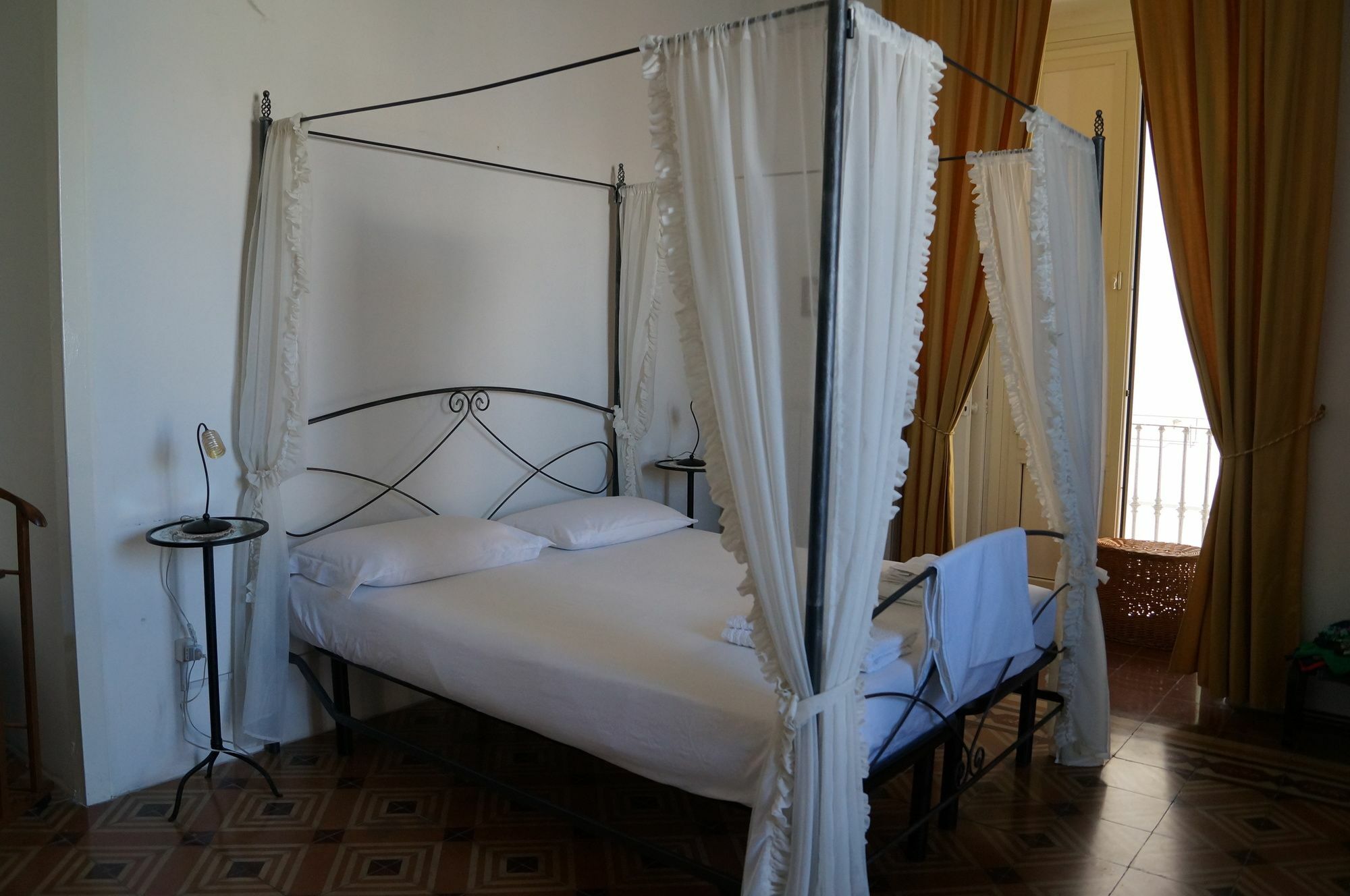 Palazzo Barba Bed & Breakfast กัลลีโปลี ภายนอก รูปภาพ